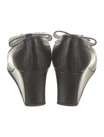 Stephane Kélian Leather Lasercut Accents Flats