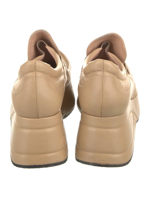 Stephane Kélian Leather Pumps