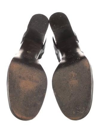 Stephane Kélian Leather D'Orsay Pumps