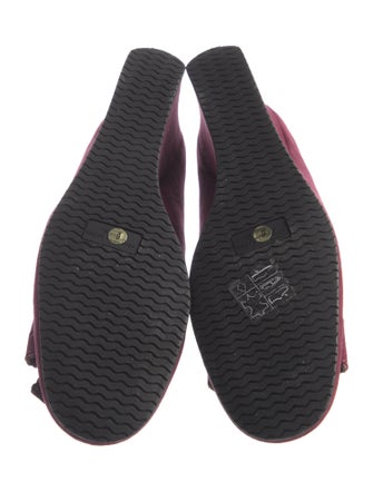 Stephane Kélian Suede Pumps