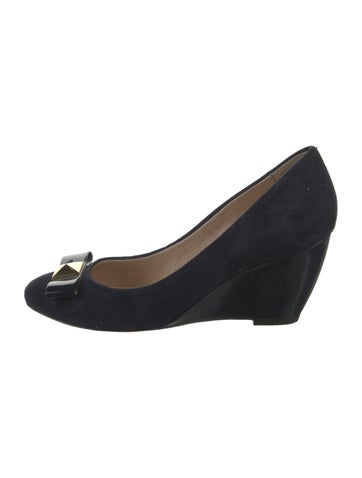 Pre-owned Kate Spade Suede Bow Accents Pumps In Blue