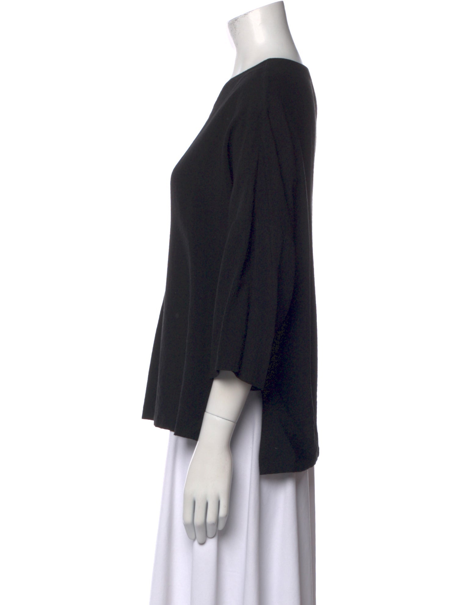 Kaarem V-Neck Three-Quarter Sleeve Blouse