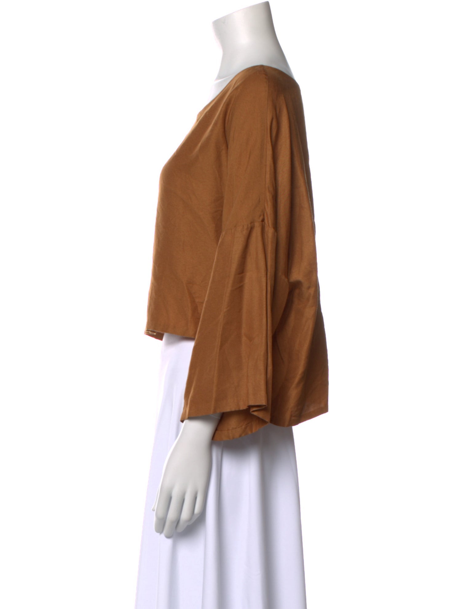 Kaarem Bateau Neckline Three-Quarter Sleeve Crop Top