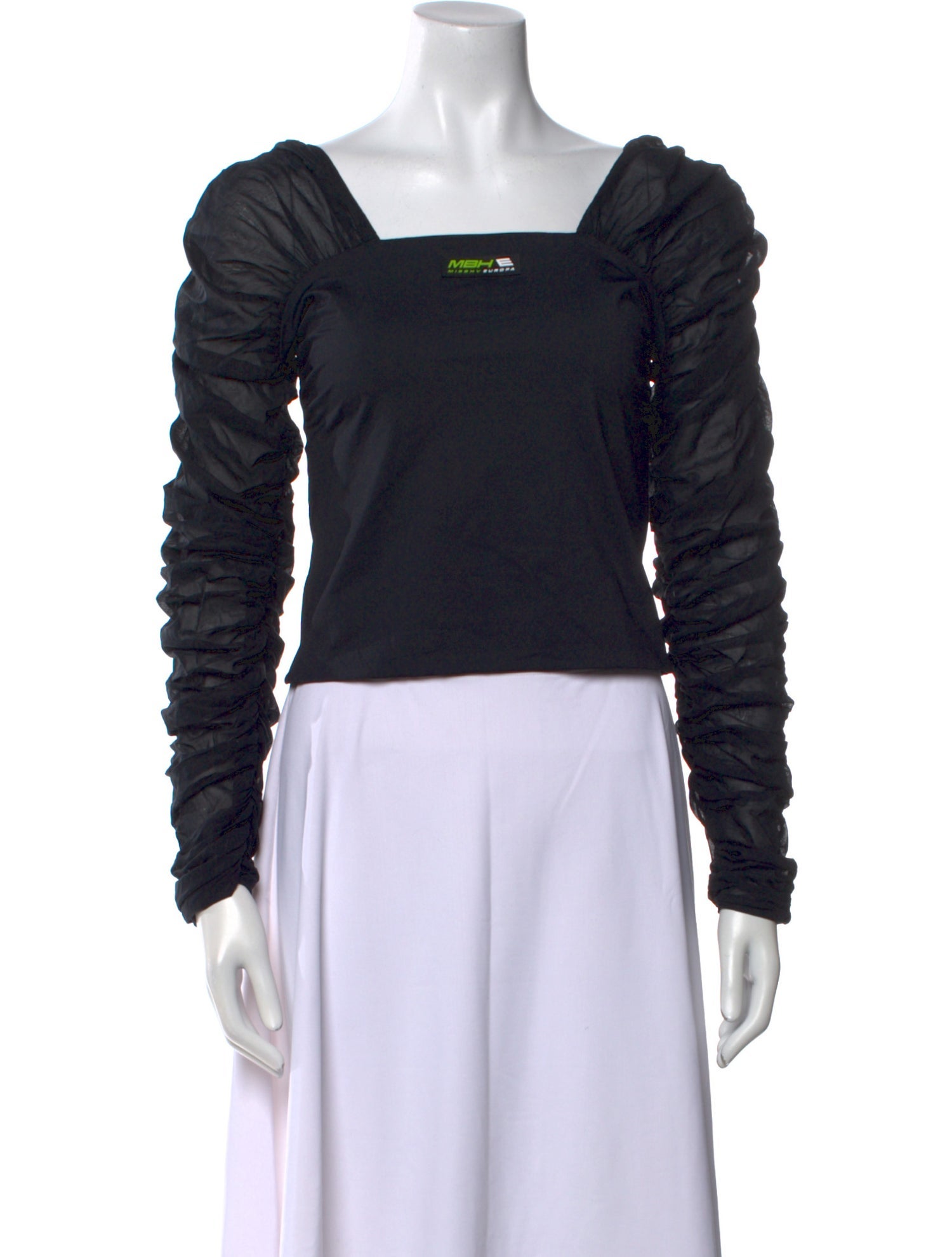 MISBHV Square Neckline Long Sleeve Crop Top