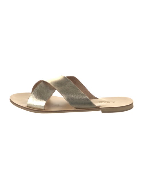 Kayu Leather Slides