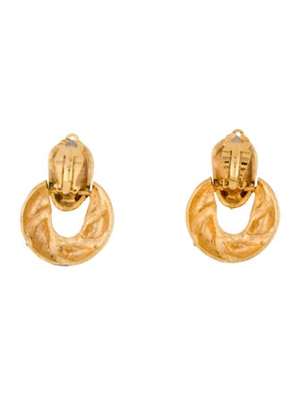 Kenneth Jay Lane Enamel & Crystal Clip On Earrings