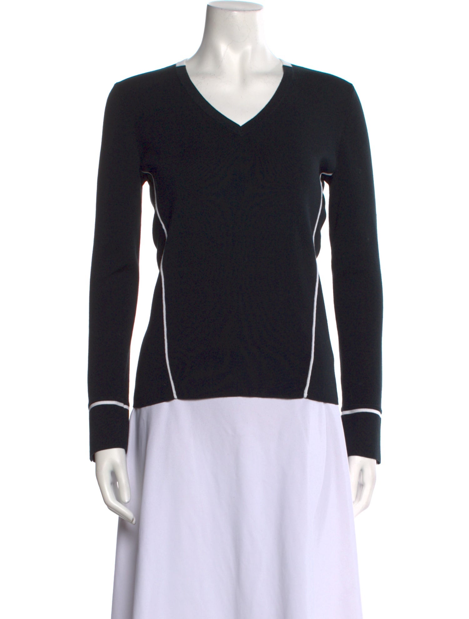 Kinross Cashmere V-Neck Sweater