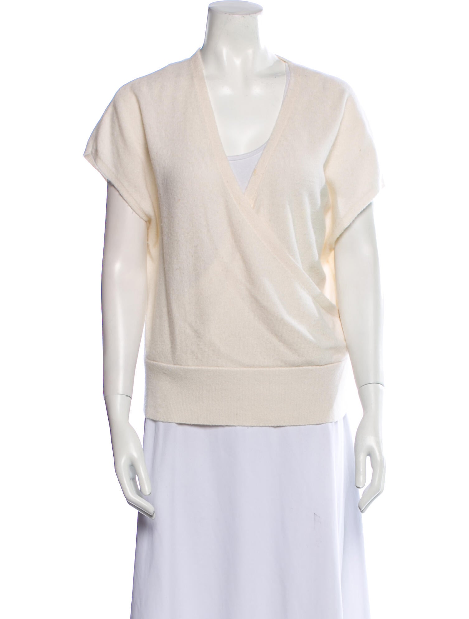 Kinross Cashmere Cashmere V-Neck Sweater