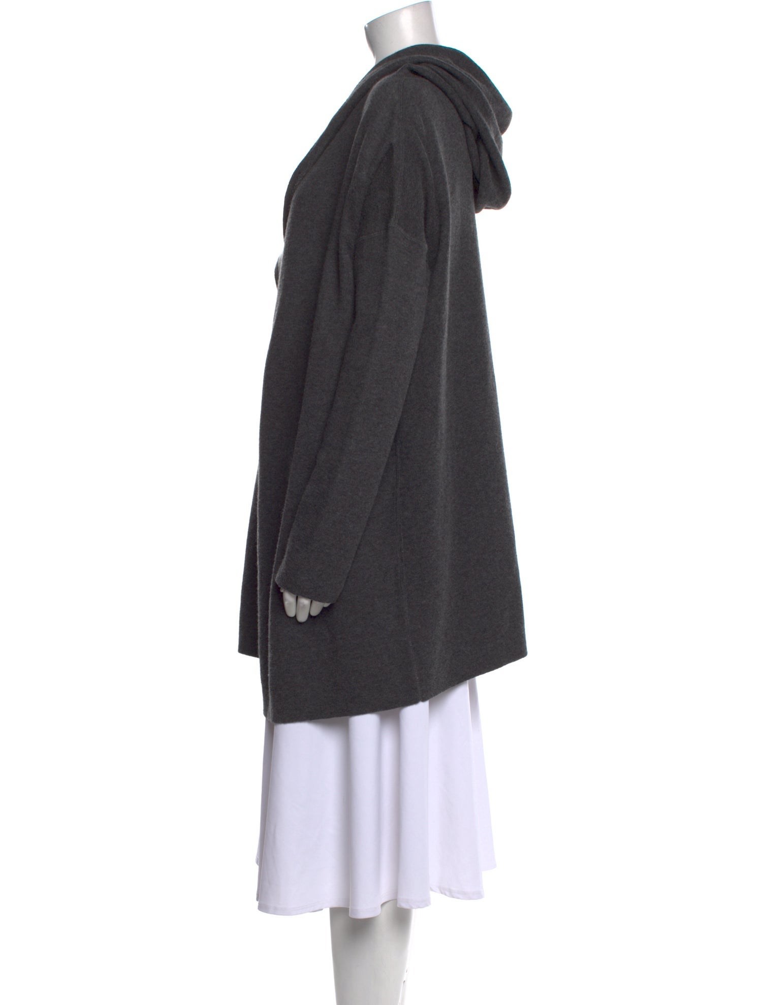 Kinross Cashmere V-Neck Sweater w/ Tags