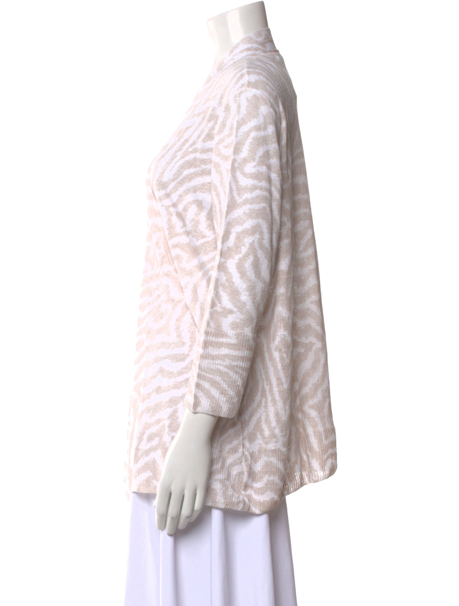 Kinross Cashmere Animal Print V-Neck Sweater