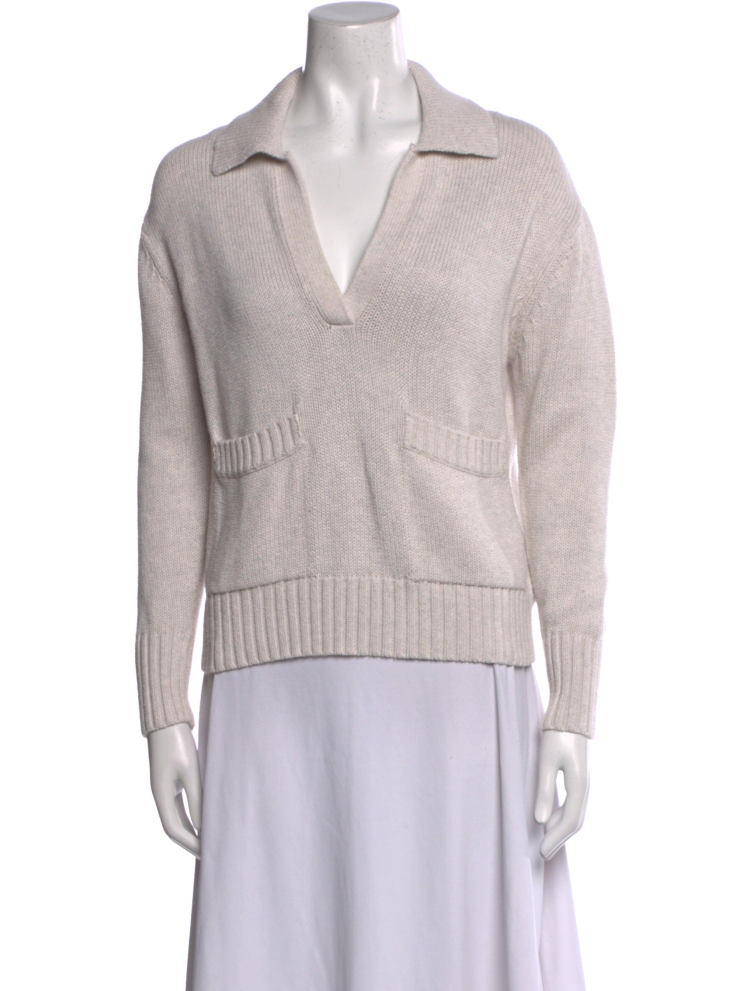Kinross Cashmere V-Neck Sweater