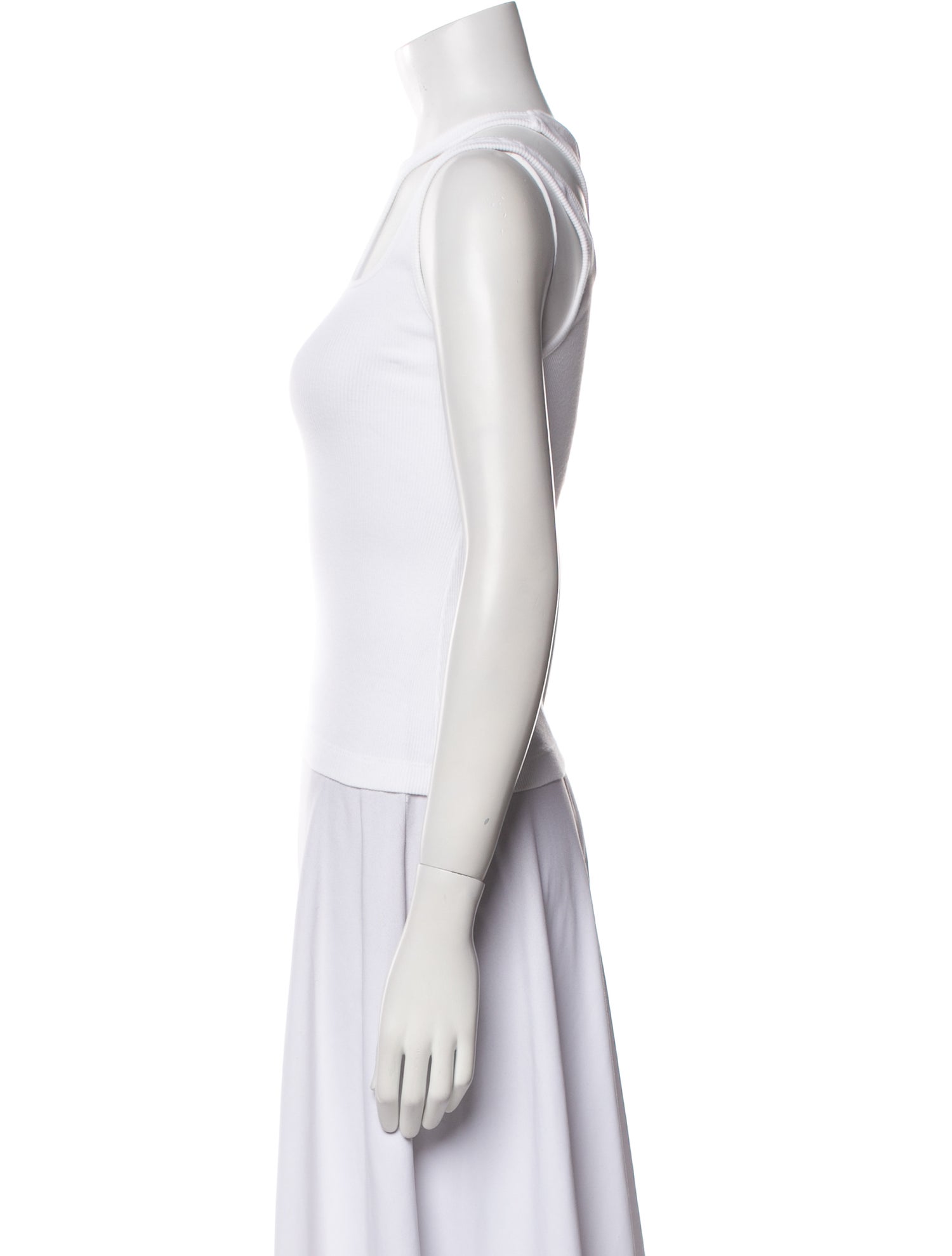 k.ngsley Crew Neck Sleeveless Top