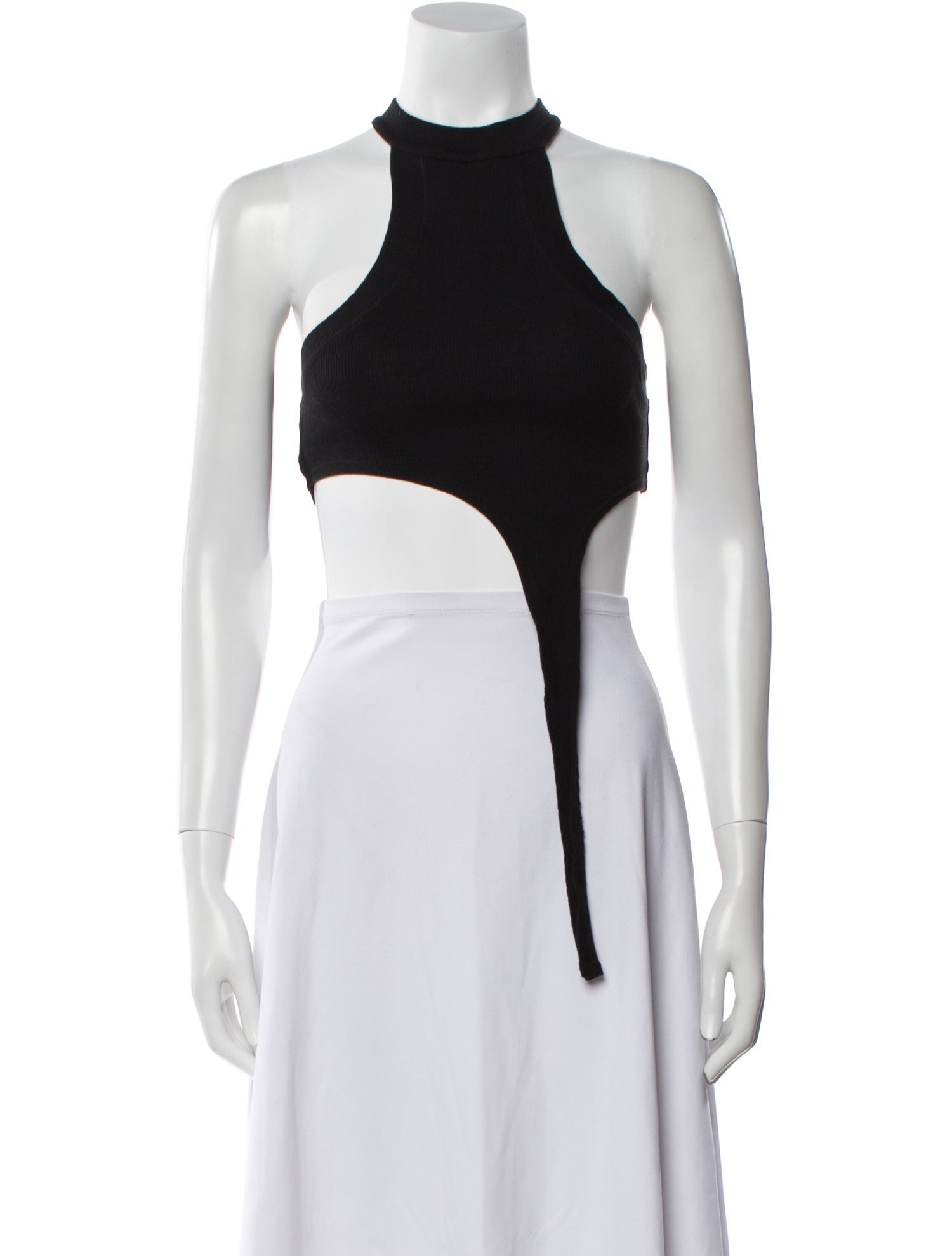 k.ngsley Mock Neck Sleeveless Crop Top