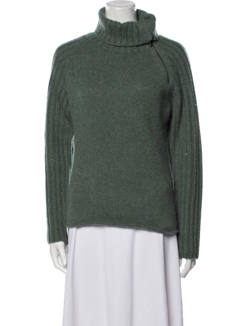 Kujten Cashmere Turtleneck Sweater