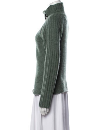 Kujten Cashmere Turtleneck Sweater