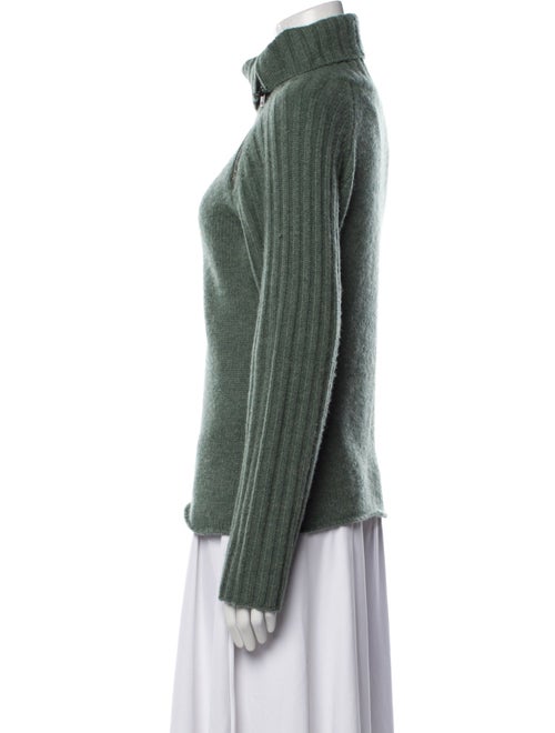 Kujten Cashmere Turtleneck Sweater