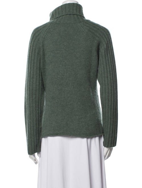 Kujten Cashmere Turtleneck Sweater