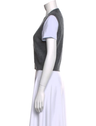 Kujten Cashmere V-Neck Sweater