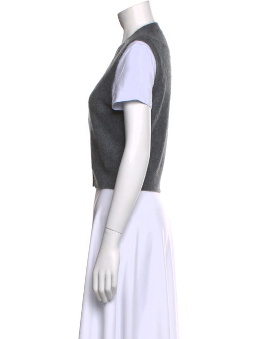 Kujten Cashmere V-Neck Sweater