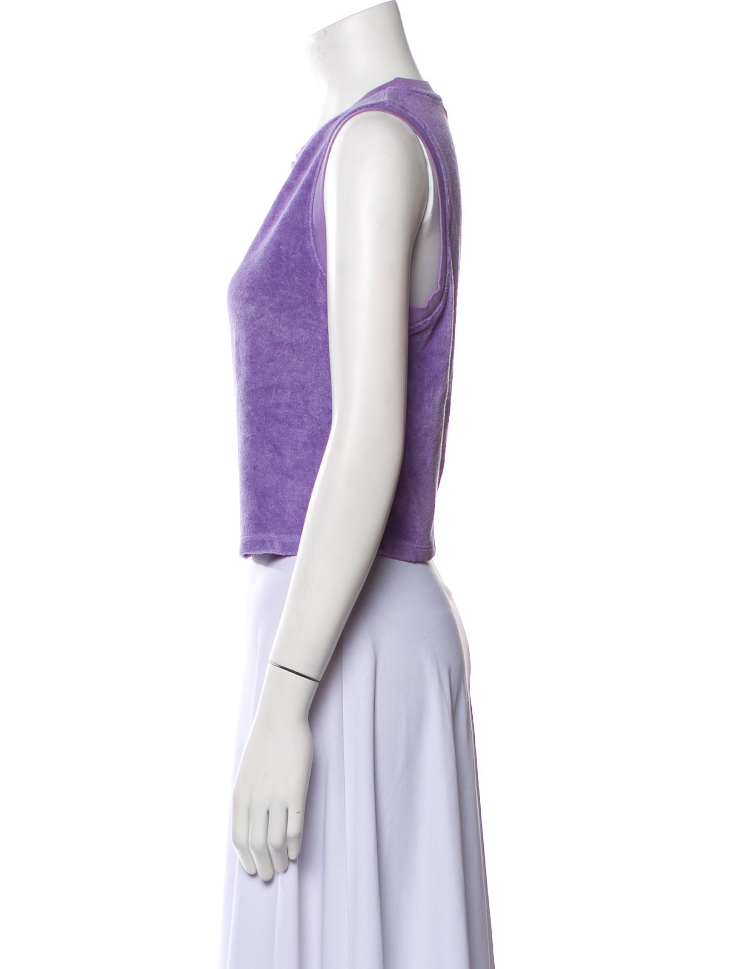 Suzie Kondi Crew Neck Sleeveless Crop Top