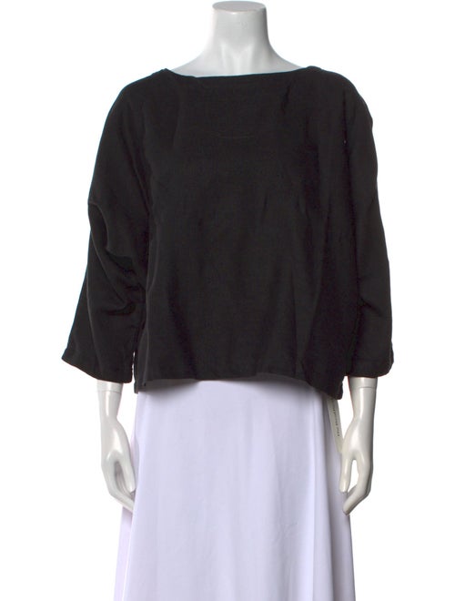 Suzie Kondi Linen Bateau Neckline Crop Top