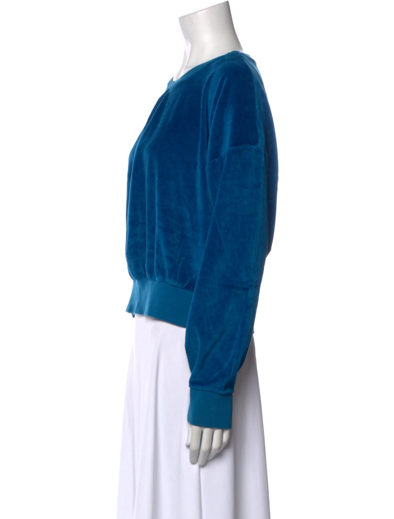 Suzie Kondi Scoop Neck Long Sleeve Sweatshirt