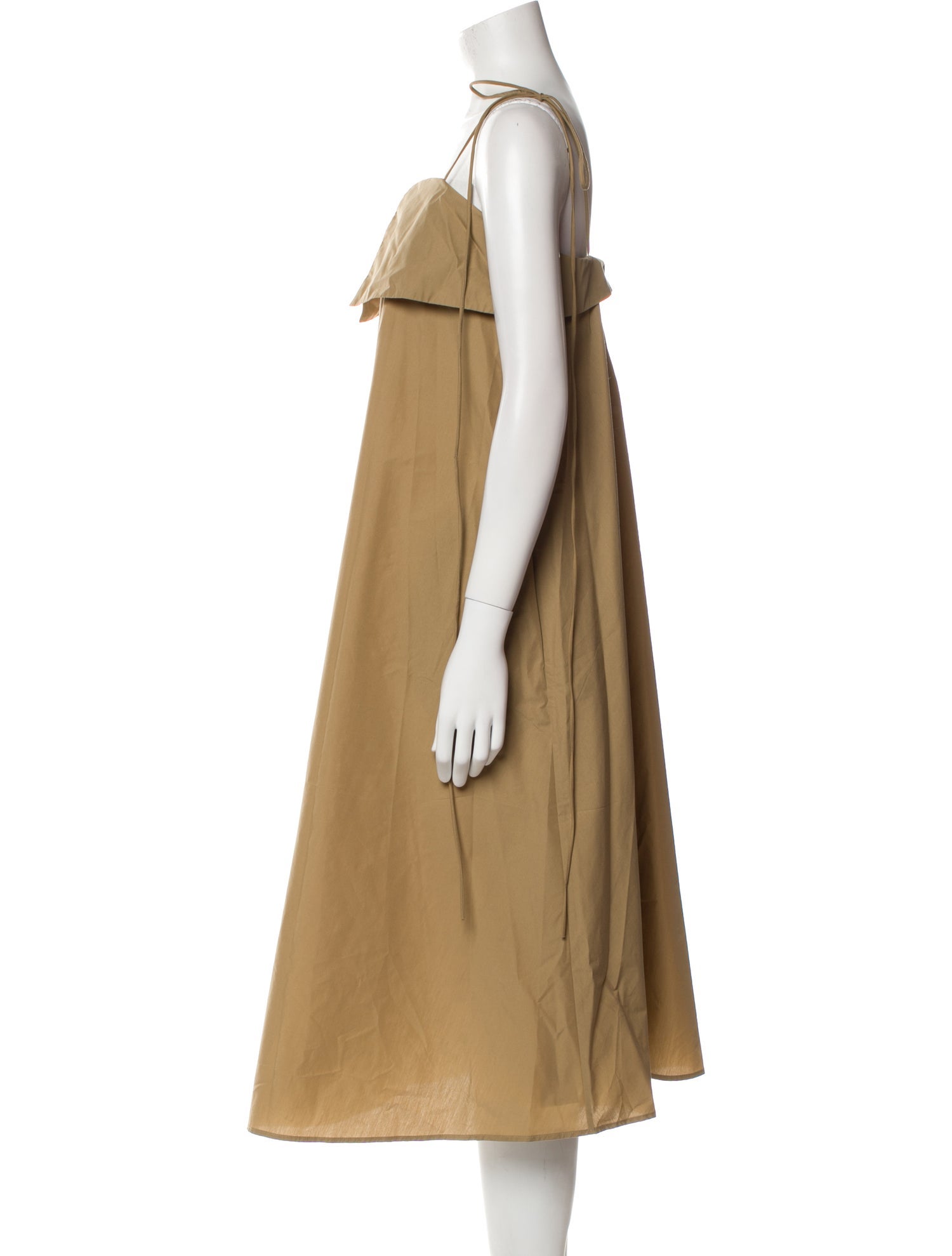 Kamperett Square Neckline Midi Length Dress