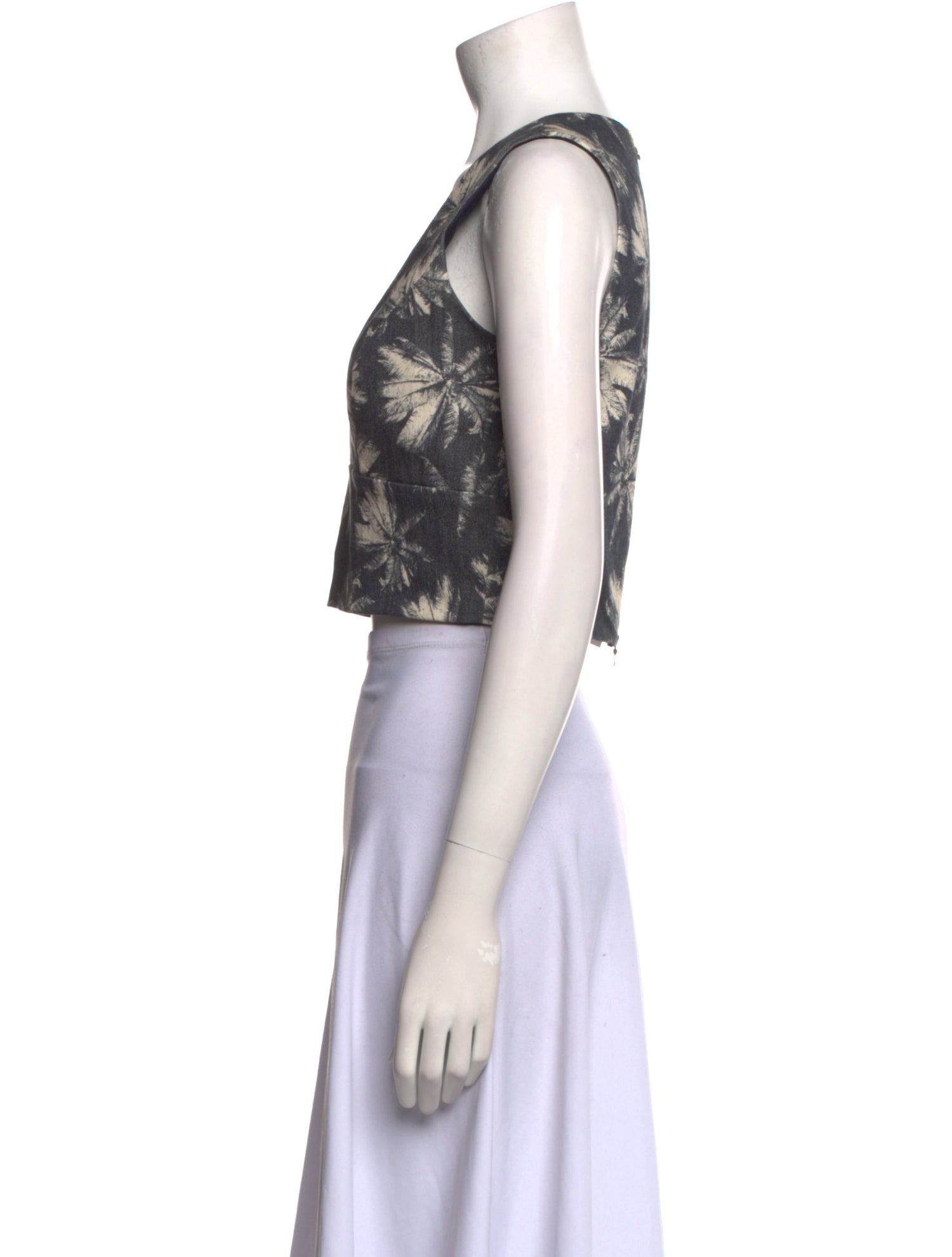 L'Agence V-Neck Sleeveless Crop Top