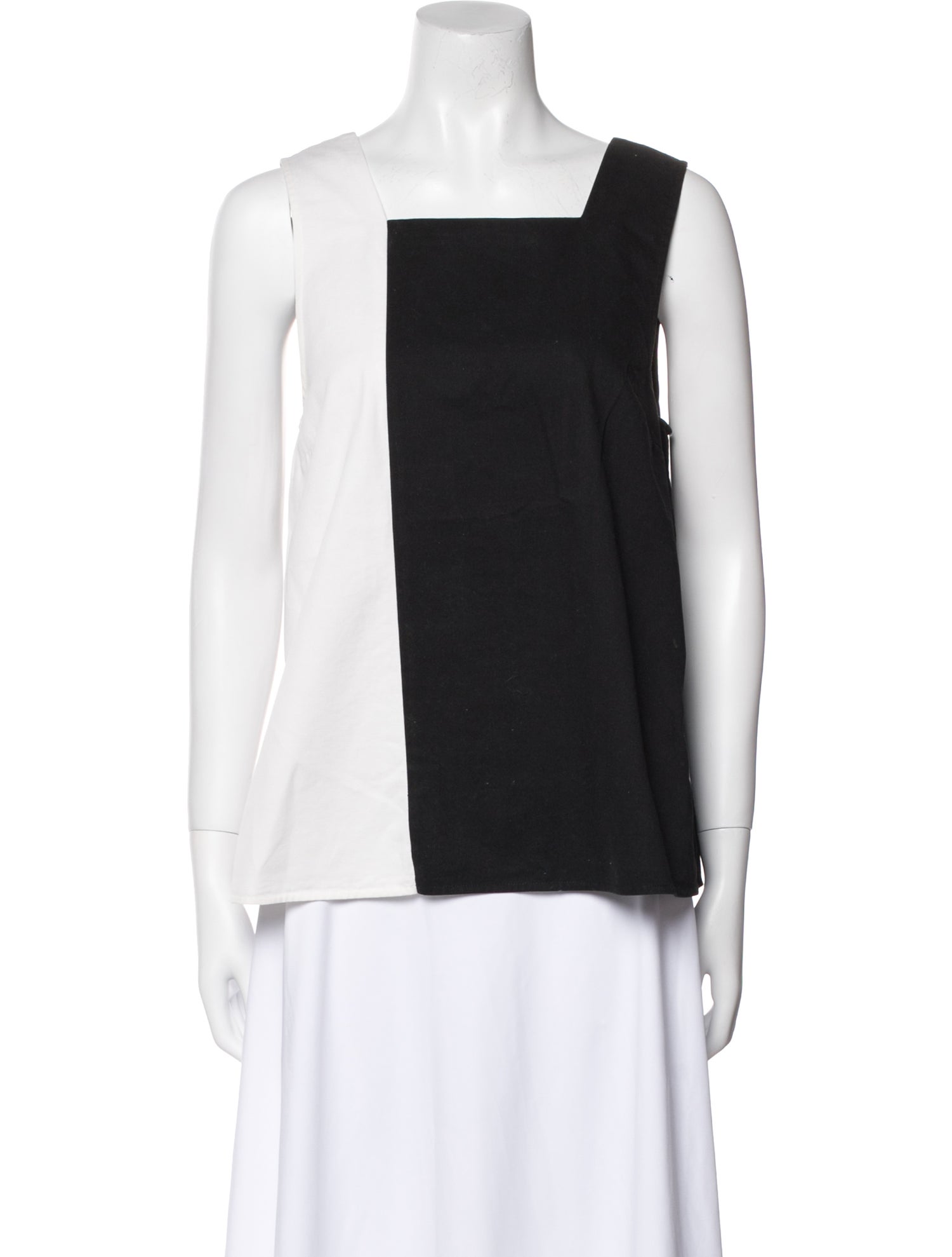 Lisa Perry Square Neckline Sleeveless Top