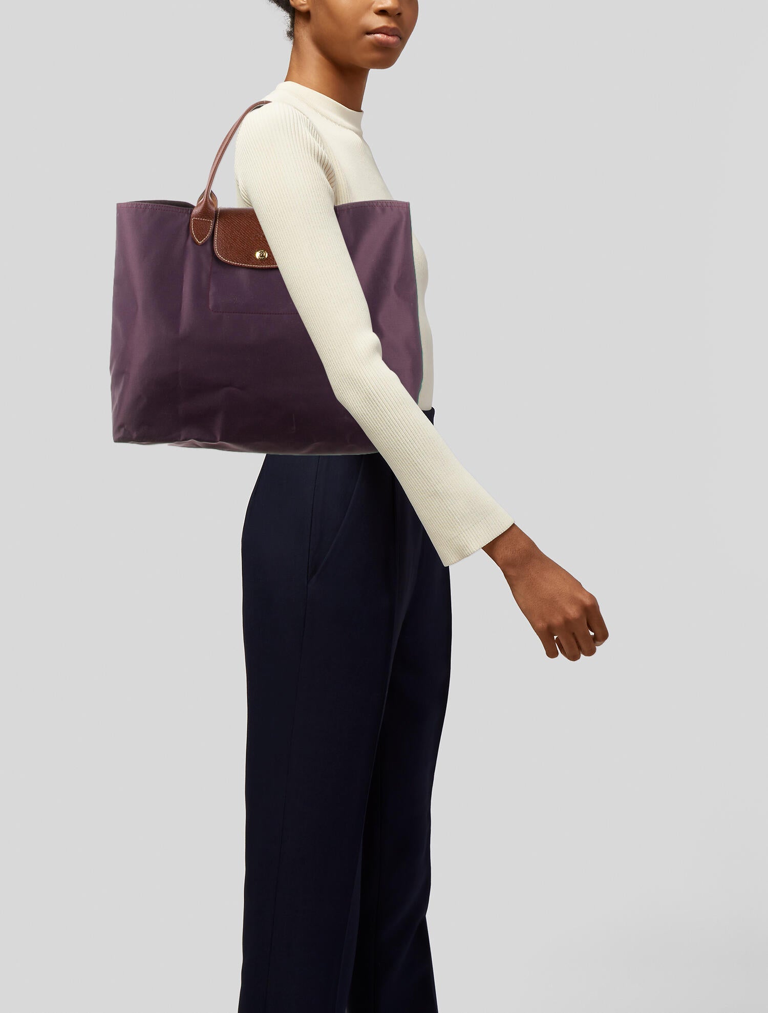 LONGCHAMP LE PLIAGE CABAS パープルナイロントートバッグ Longchamp Le Pliage Cabas Open Tote - Purple Totes, Handbags