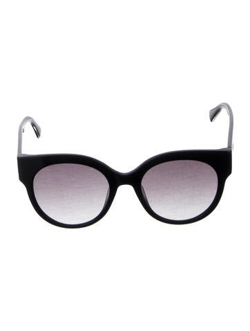 Pre-owned Longchamp Oversize Tinted Sunglasses In Black