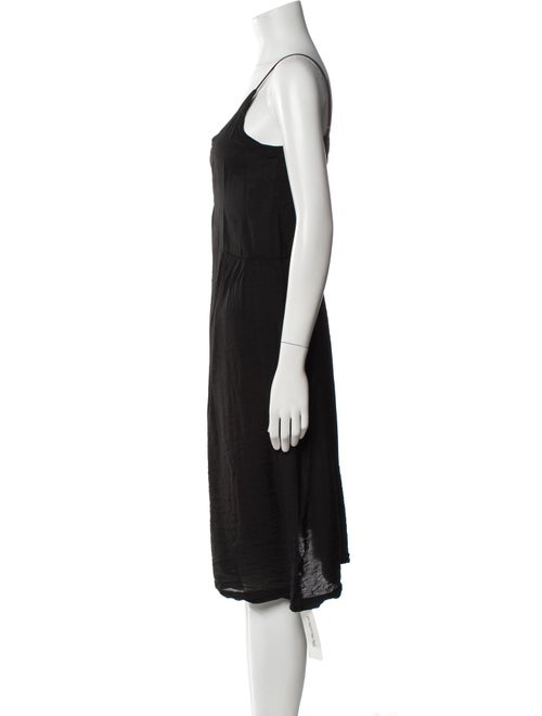 LACAUSA V-Neck Knee-Length Dress