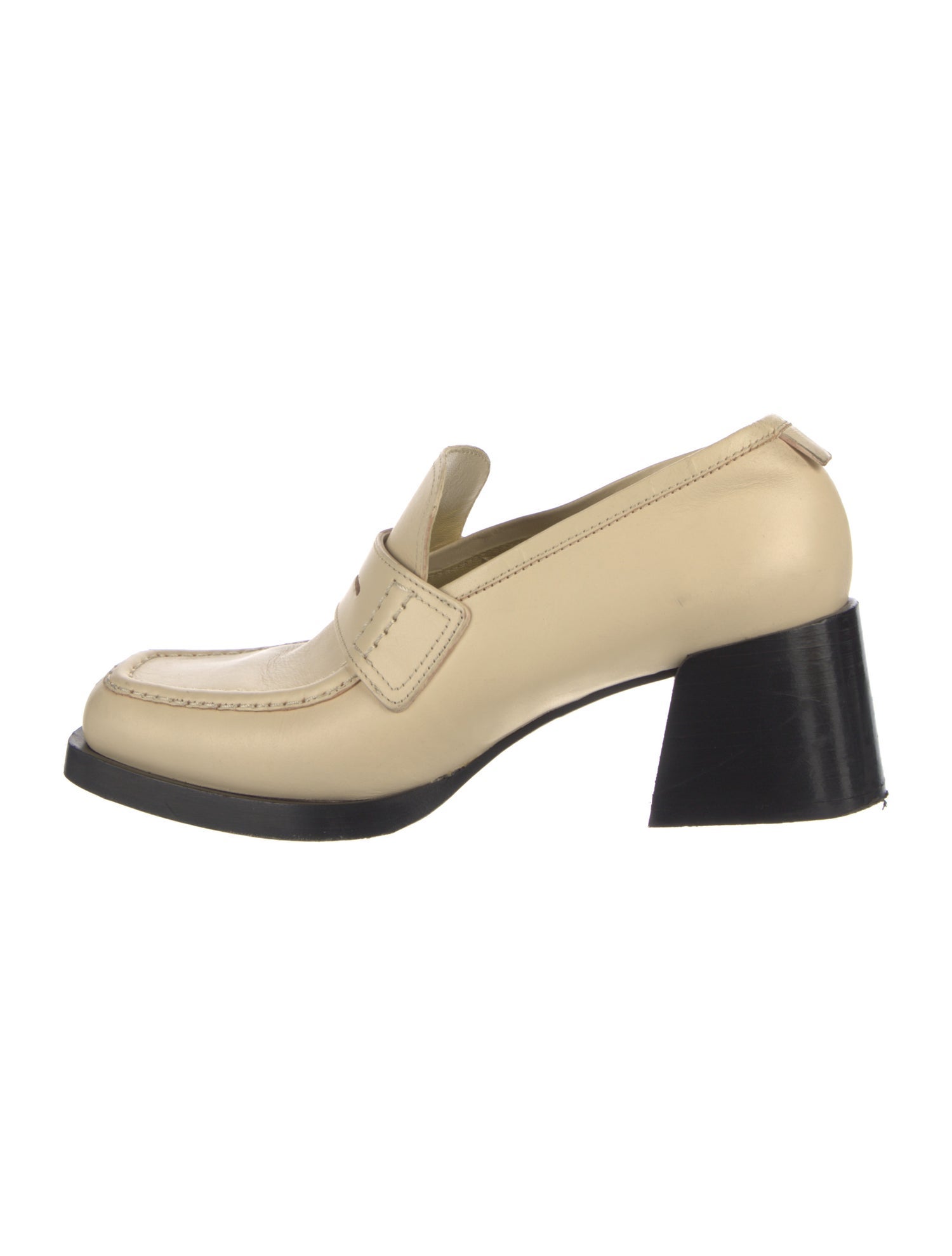 Labucq Leather Pumps