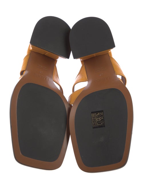 Labucq Leather Slides