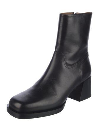 Labucq Leather Boots