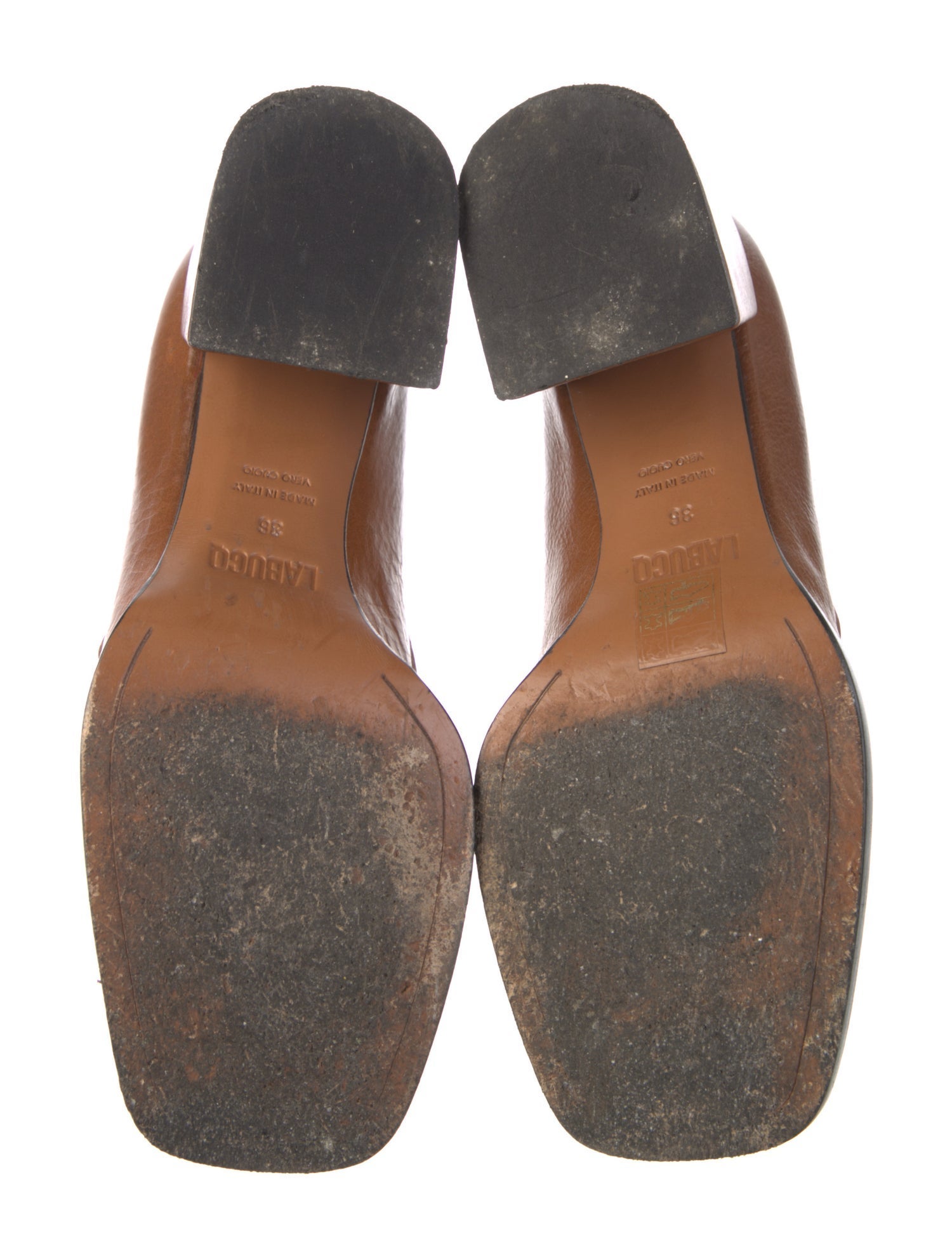 Labucq Leather Pumps