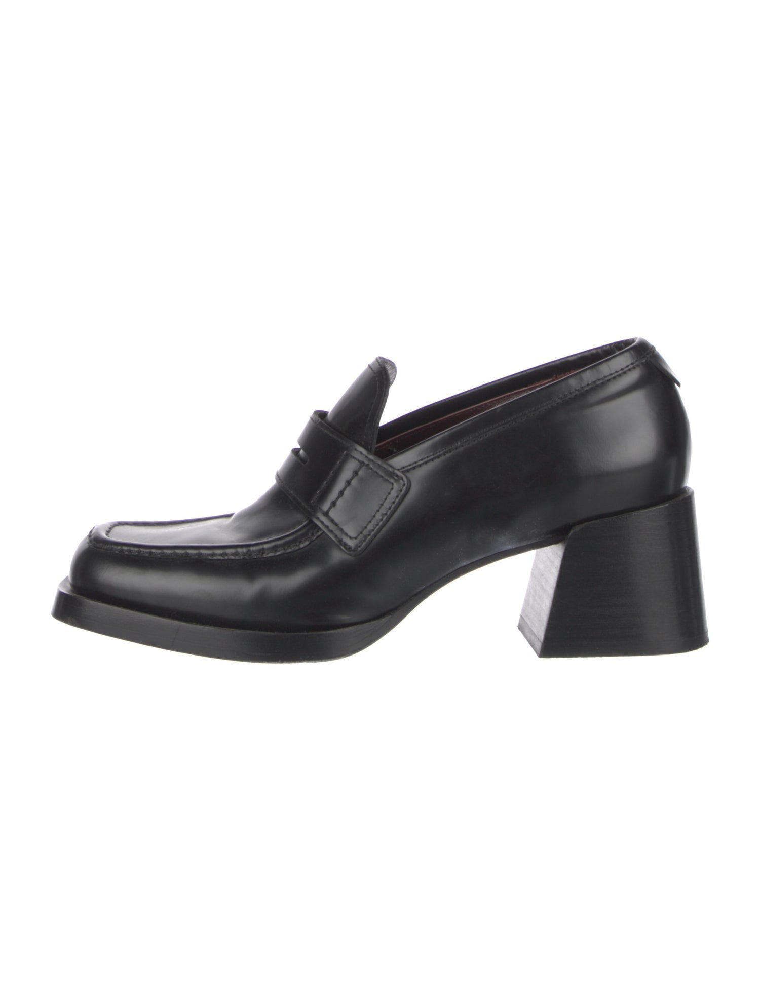 Labucq Leather Pumps