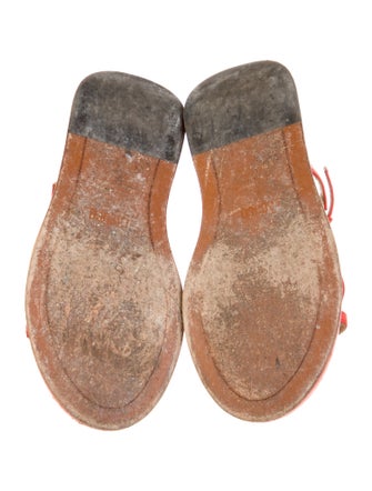 Labucq Leather T-Strap Sandals