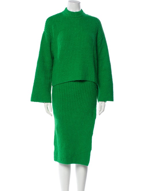 L'Academie Skirt Set