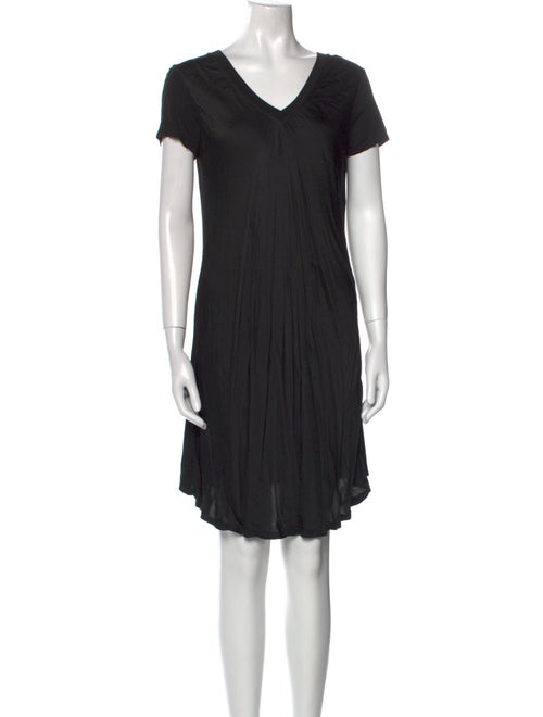 La Garçonne Moderne V-Neck Mini Dress