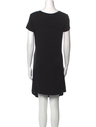 La Garçonne Moderne V-Neck Mini Dress