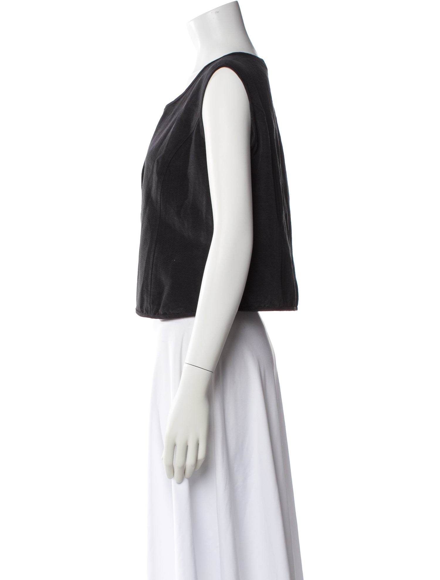 La Réunion Crew Neck Sleeveless Top