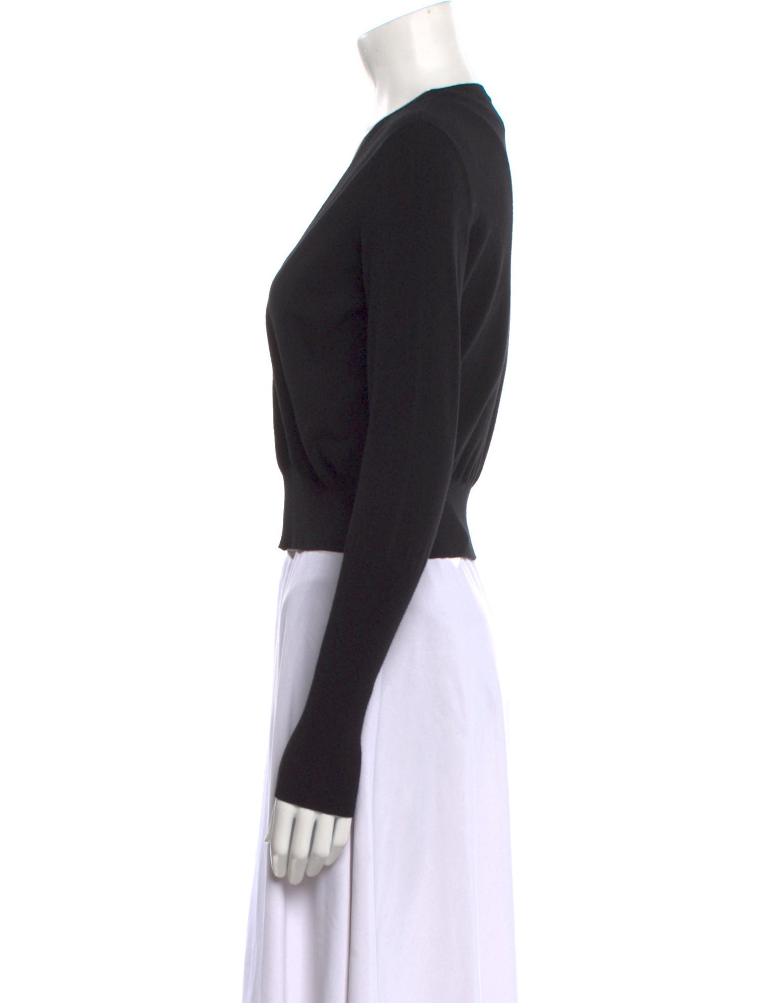 Lavia V-Neck Sweater