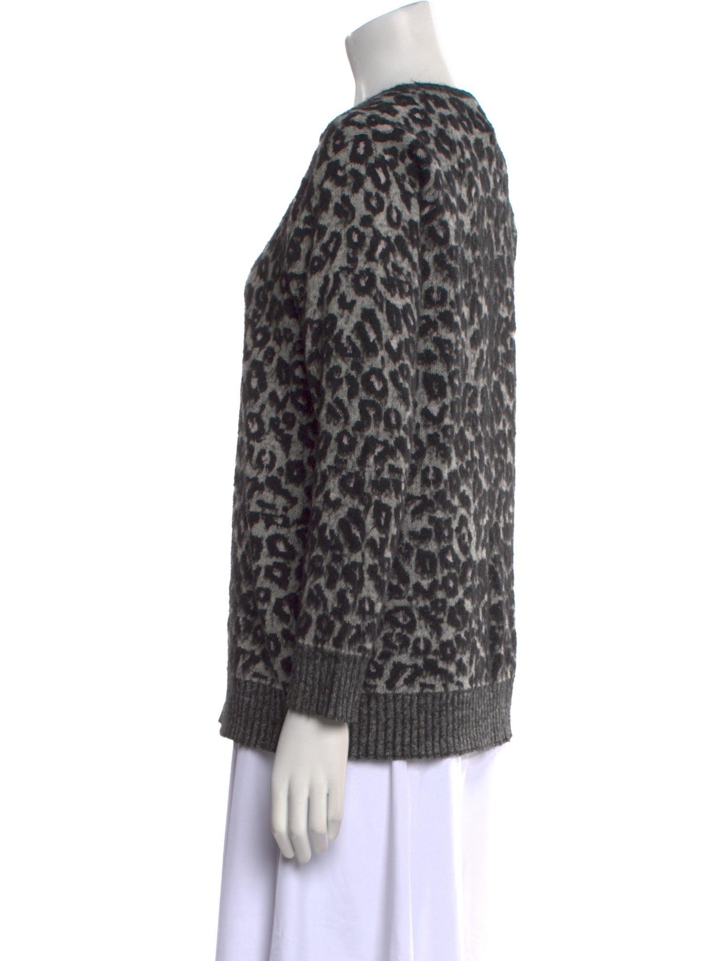 La Vie Rebecca Taylor Animal Print V-Neck Sweater