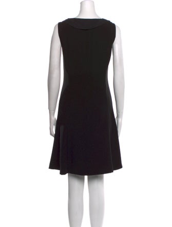 Les Copains Bateau Neckline Knee-Length Dress