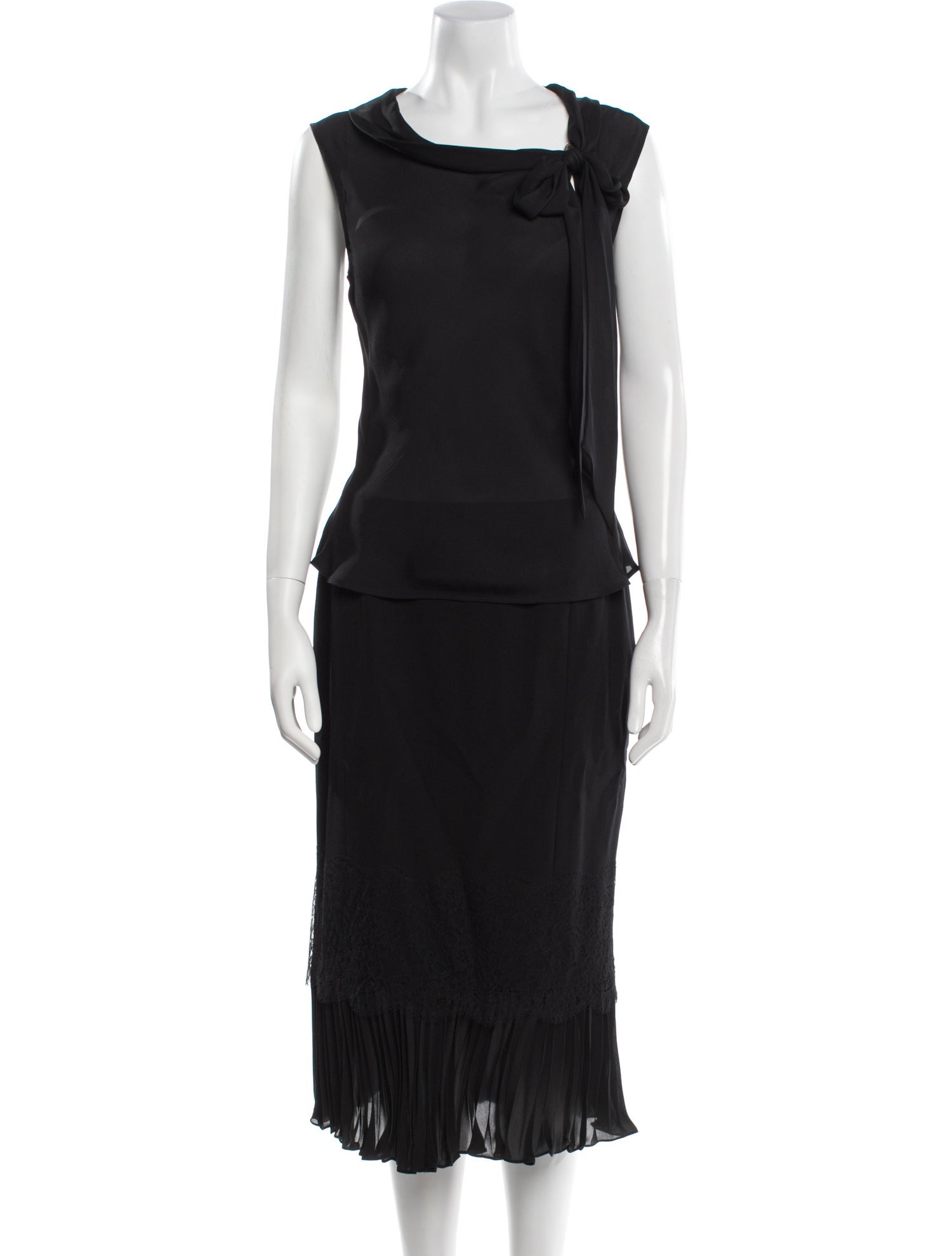 Les Copains Linen Pleated Accents Skirt Suit