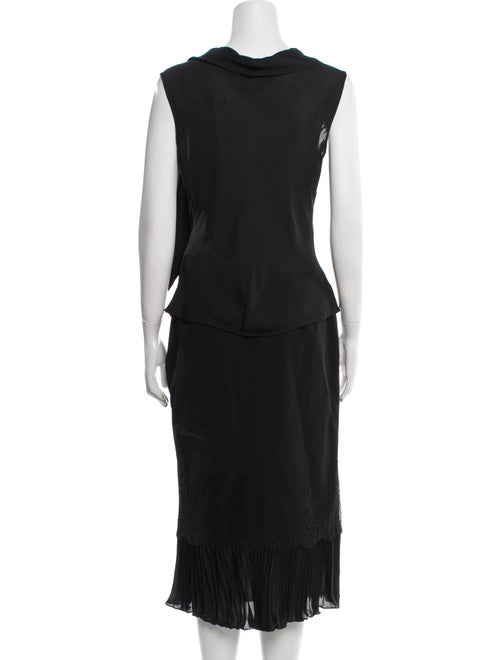 Les Copains Linen Pleated Accents Skirt Suit