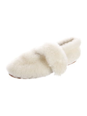 Low Classic Shearling Flats