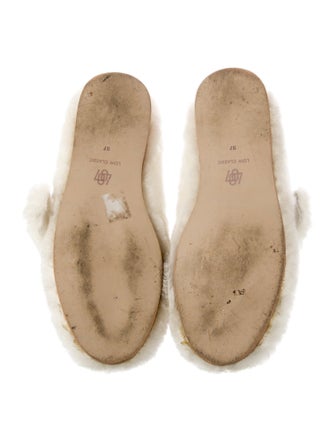 Low Classic Shearling Flats