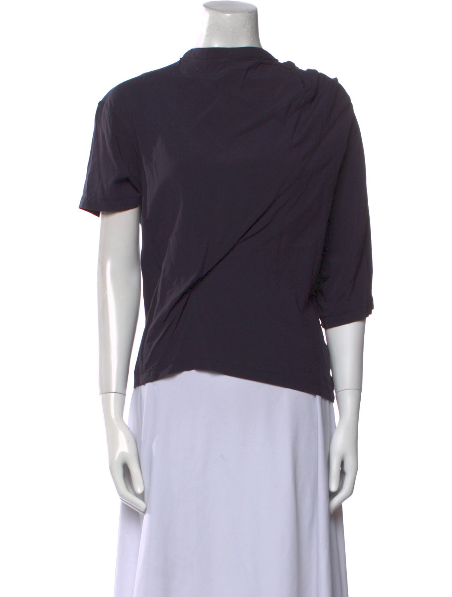 Low Classic Bateau Neckline Short Sleeve Top